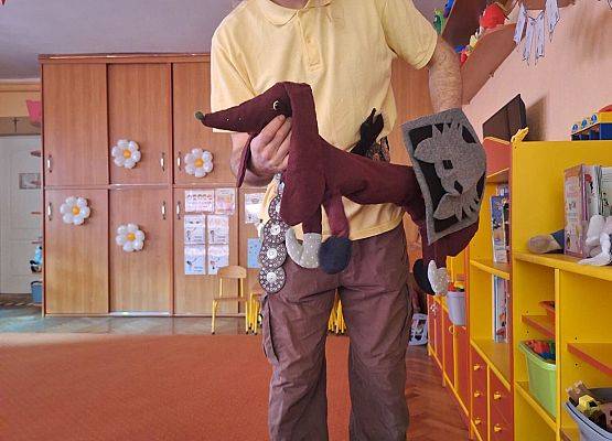 SPOTKANIE  Z  TEATREM - CZAREK  W  ŚWIECIE BAJEK grafika