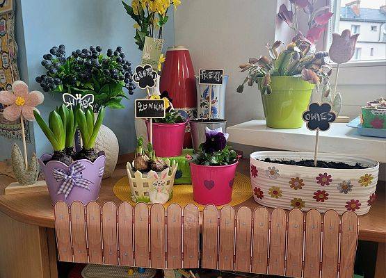 WIOSENNY OGRÓDEK U PINGWINKÓW grafika