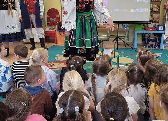 SPOTKANIE Z KASZUBSKIM ZESPOŁEM LEVINO grafika