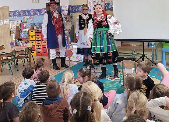 SPOTKANIE Z KASZUBSKIM ZESPOŁEM LEVINO grafika