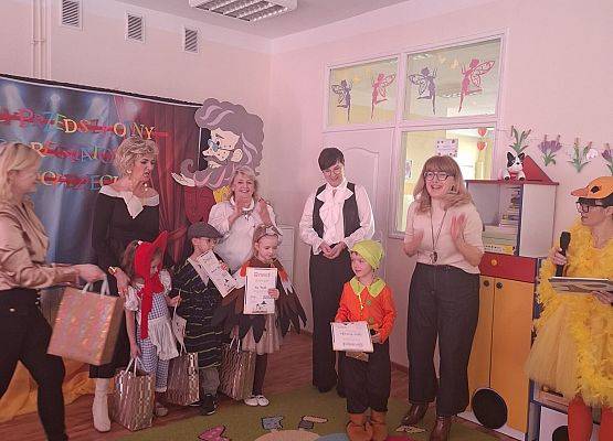 POLSCY POECI DZIECIOM grafika