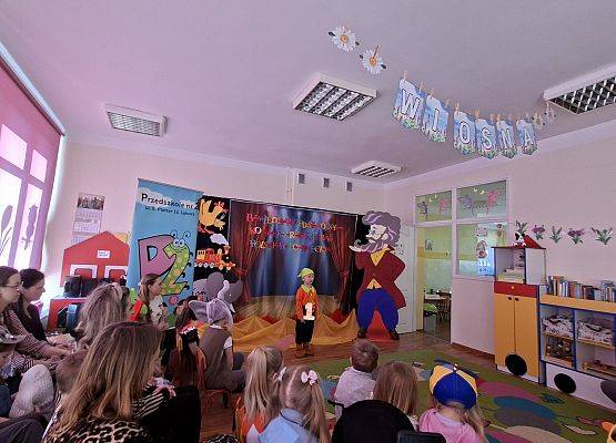 POLSCY POECI DZIECIOM grafika