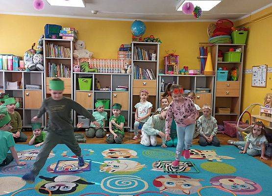 PRZEDSZKOLAKI WITAJĄ WIOSNĘ grafika