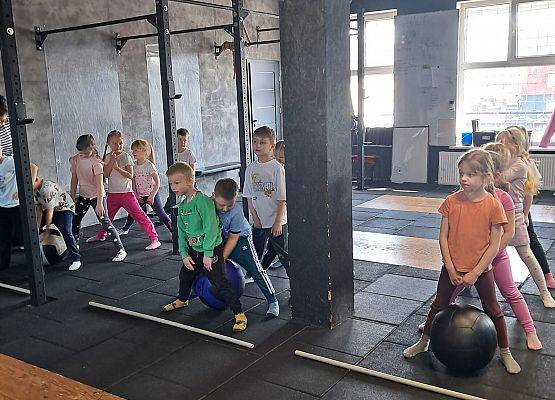 MOTYLKI NA SIŁOWNI AGOGA GYM LĘBORK grafika