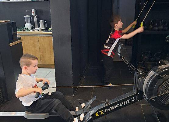 MOTYLKI NA SIŁOWNI AGOGA GYM LĘBORK grafika