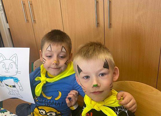 STARSZAKI W SPOŁECZNEJ JĘZYKOWEJ SZKOLE PODSTAWOWEJ W LĘBORKU grafika