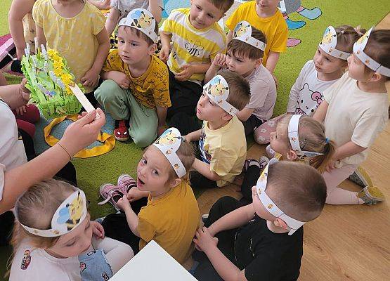 DZIEŃ PSZCZOŁY W GRUPIE PSZCZÓŁKI grafika