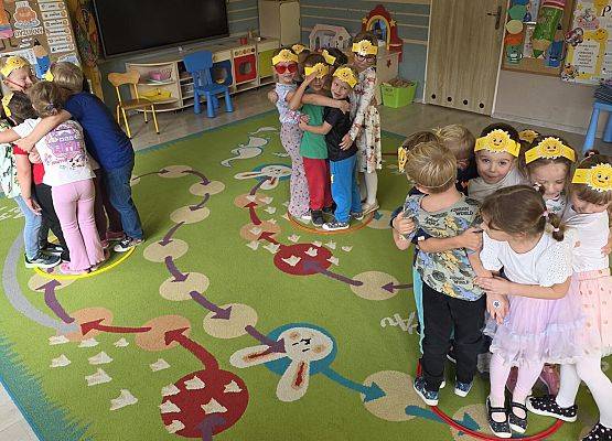 DZIEŃ PRZEDSZKOLAKA PEŁEN ZABAW grafika