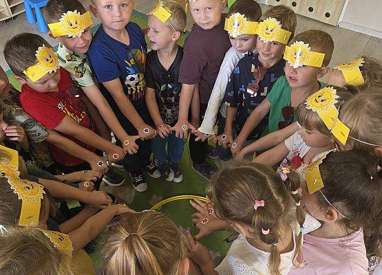 DZIEŃ PRZEDSZKOLAKA PEŁEN ZABAW grafika