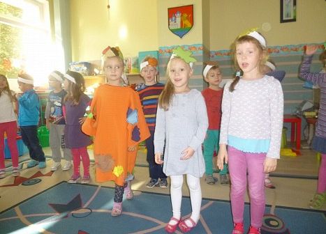 WARSZTATY  PLASTYCZNE  W  GRUPIE  SŁONECZEK grafika