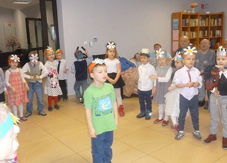 MISIAKI  U  SENIORÓW  W  MANGOLII grafika