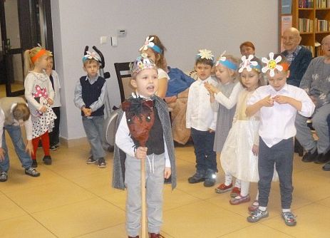 MISIAKI  U  SENIORÓW  W  MANGOLII grafika