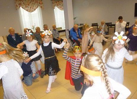 MISIAKI  U  SENIORÓW  W  MANGOLII grafika