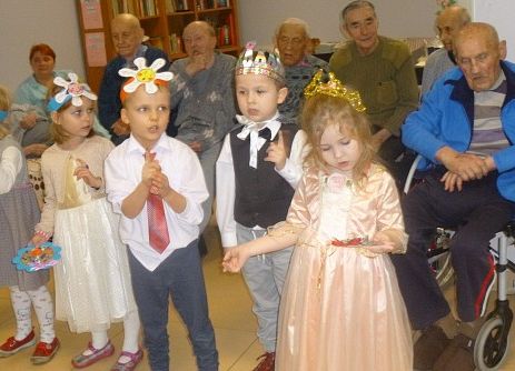 MISIAKI  U  SENIORÓW  W  MANGOLII grafika