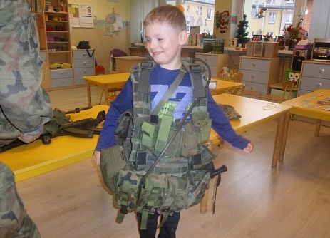 SPOTKANIE  STARSZKÓW  Z  ŻOŁNIERZEM grafika