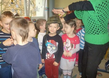 SPOTKANIE  STARSZKÓW  Z  ŻOŁNIERZEM grafika