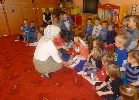 MLECZNA  DROGA  W  PRZEDSZKOLU  grafika