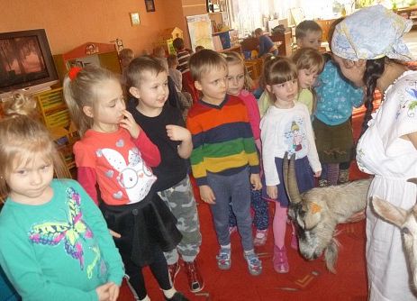 MLECZNA  DROGA  W  PRZEDSZKOLU  grafika