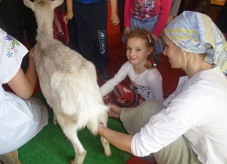 MLECZNA  DROGA  W  PRZEDSZKOLU  grafika