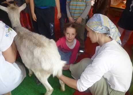 MLECZNA  DROGA  W  PRZEDSZKOLU  grafika