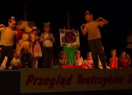 PRZEGLĄD TEATRZYKÓW DZIECIĘCYCH grafika