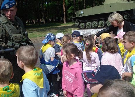 WYCIECZKA DO JEDNOSTKI WOJSKOWEJ W LĘBORKU grafika